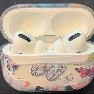 Apple AirPods with Butterfly Design Case - White